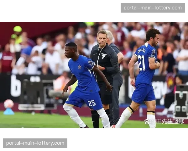 德甲俱乐部联合发起“社区战术课”,面向基层教练开放 德甲俱乐部联合发起“社区战术课”,面向基层教练开放