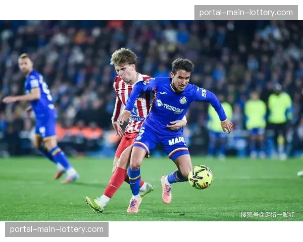 佛罗伦萨1-0小胜拉齐奥，主场全取三分